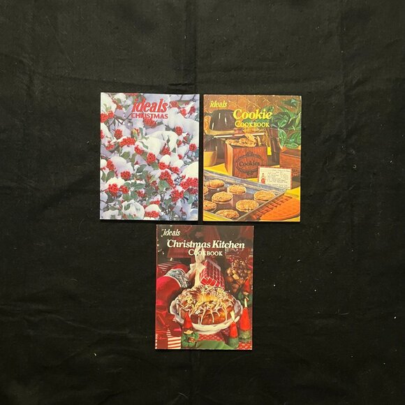 3 – Vintage “Ideals’ Christmas Books - Picture 11 of 11